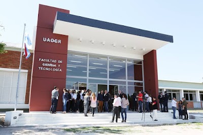Photos of Facultad de Ciencia y Tecnolog&iacute;a