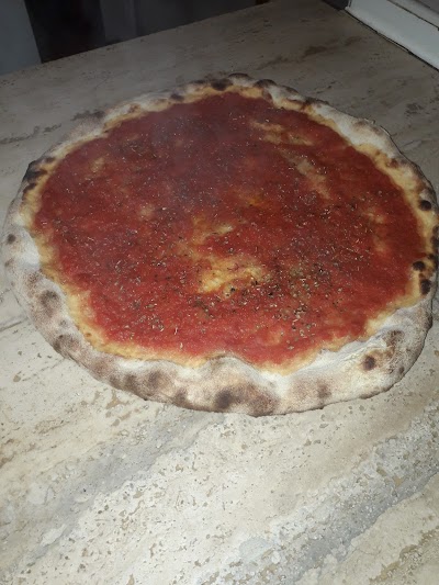 Gió Panuozzo Pizzeria D