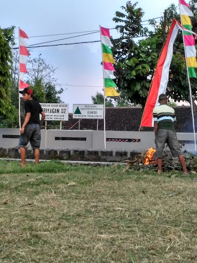 Photos of patung sapi dan gapura desa jatisari sapen