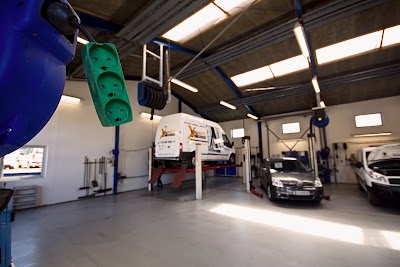 Photos of Tj Automobiler