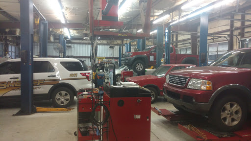 MACUIL AUTO - Tire & Service Center - Thumbnail