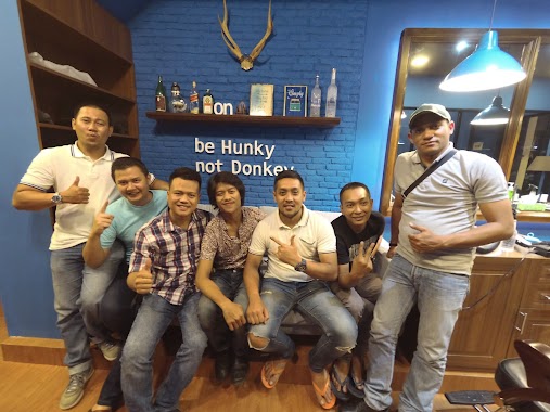 HUNKY DORY Barbershop Cibinong, Author: angga gonestyca