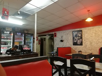 Photos of Il PIACERI Pizzas Y Hamburguesa