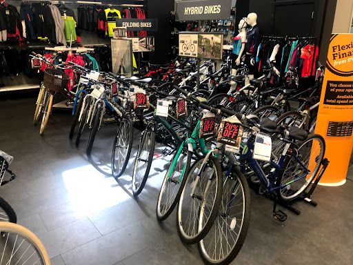Halfords - Lowestoft - Visual