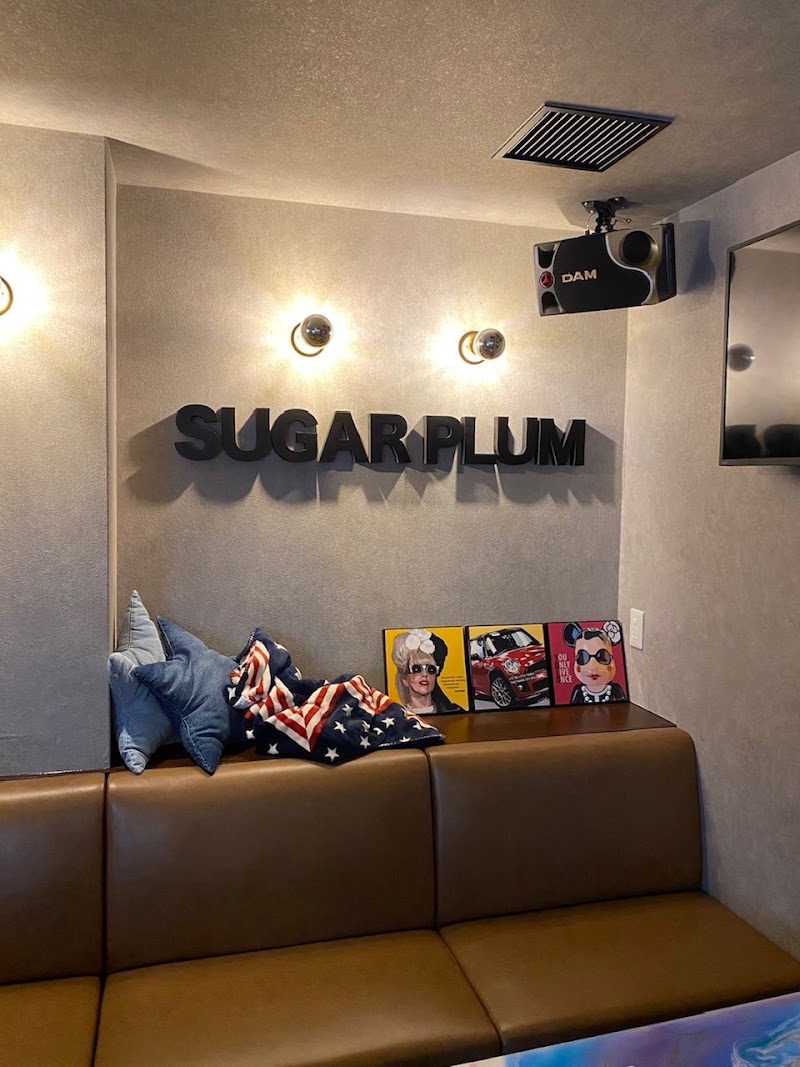 SUGAR PLUM33