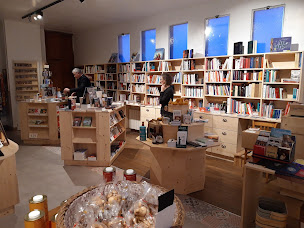 Photo n°1 de Boutique des 3 Ave à Blois (Boutique d'objets religieux)