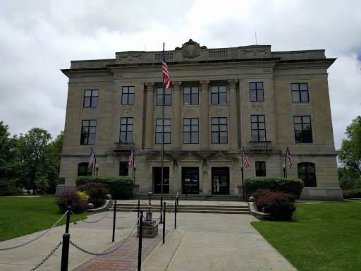 Brown County Courthouse - Thumbnail