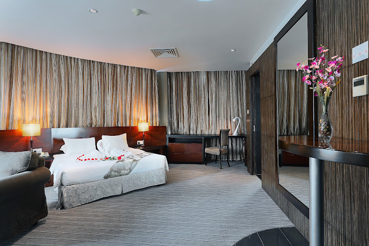 Hotel Sixty3 by null