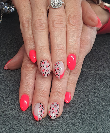 Morgane, Fée des ongles Yenne - Thumbnail