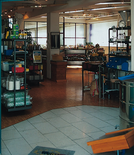 Graze, factory beekeeping equipment