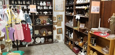 Antiques & Crafts Marketplace Llc