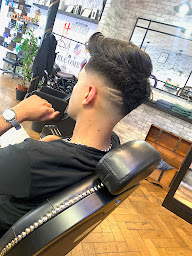 Photo n°1 de # COIFFEUR BARBER SHOP 57 à Metz (Salon de coiffure)