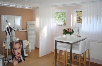 beauty-salon