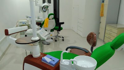 Dentist