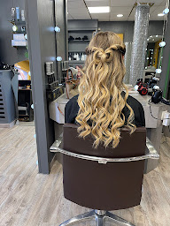 Photo n°1 de Oryan Hair à La Loupe (Salon de coiffure)