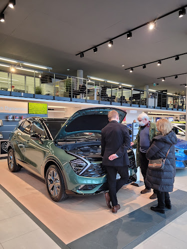 Mitcar D. i P. Krasnodębski Sp. J. Autoryzowany Dealer Kia i Subaru - Sprzedawca samochodów
