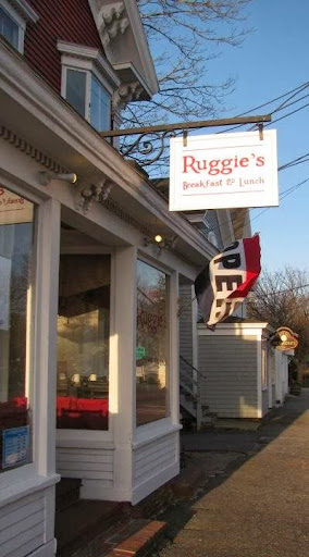Ruggie's Breakfast and Lunch