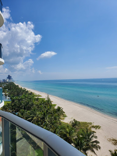 Sunny Isles Condos for sale - Thumbnail