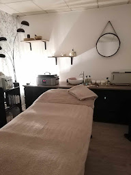 Photo n°7 de Rével'émoi, institut de beauté à Isbergues (Institut de massages)