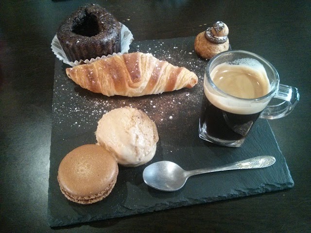 Golden Brooklyn Cafe