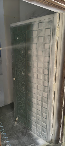 Door deco post image