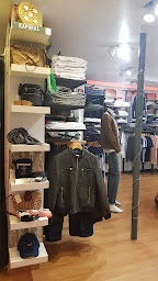 Photo n°17 de Mustang Évolution à Barr (Magasin de vêtements)