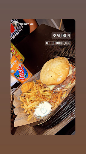 Photo 6 - The Brother's Voiron - Smash Burgers & Hot-Dogs