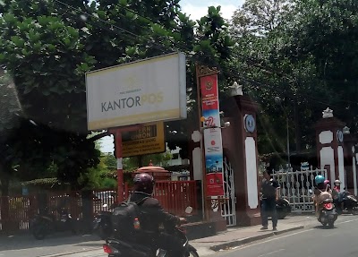 Photos of Post Office UNY