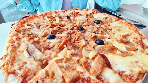 Photo 2 - PIZZA PAPOU