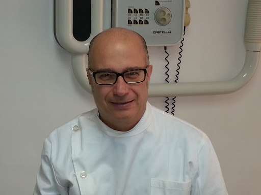 STUDIO DENTISTICO DI PIERDOMENICO - Ascesso Dente Gengive Carie Ortodonzia Otturazione Implantologia - Thumbnail