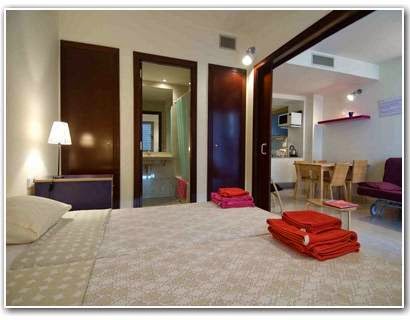 Plaça Universitat Apartment