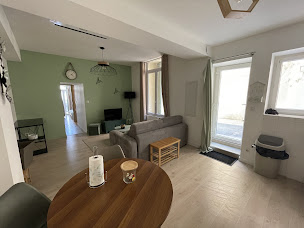 Photo n°8 de Home Loc’ - Location d’appartement courte durée - Amandier - Olivier - Framboisier à Paulhan (Location d'appartement de vacances)