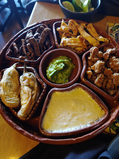 La Troje Bar and Grill - Thumbnail