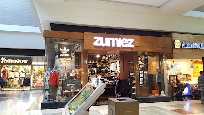 Zumiez