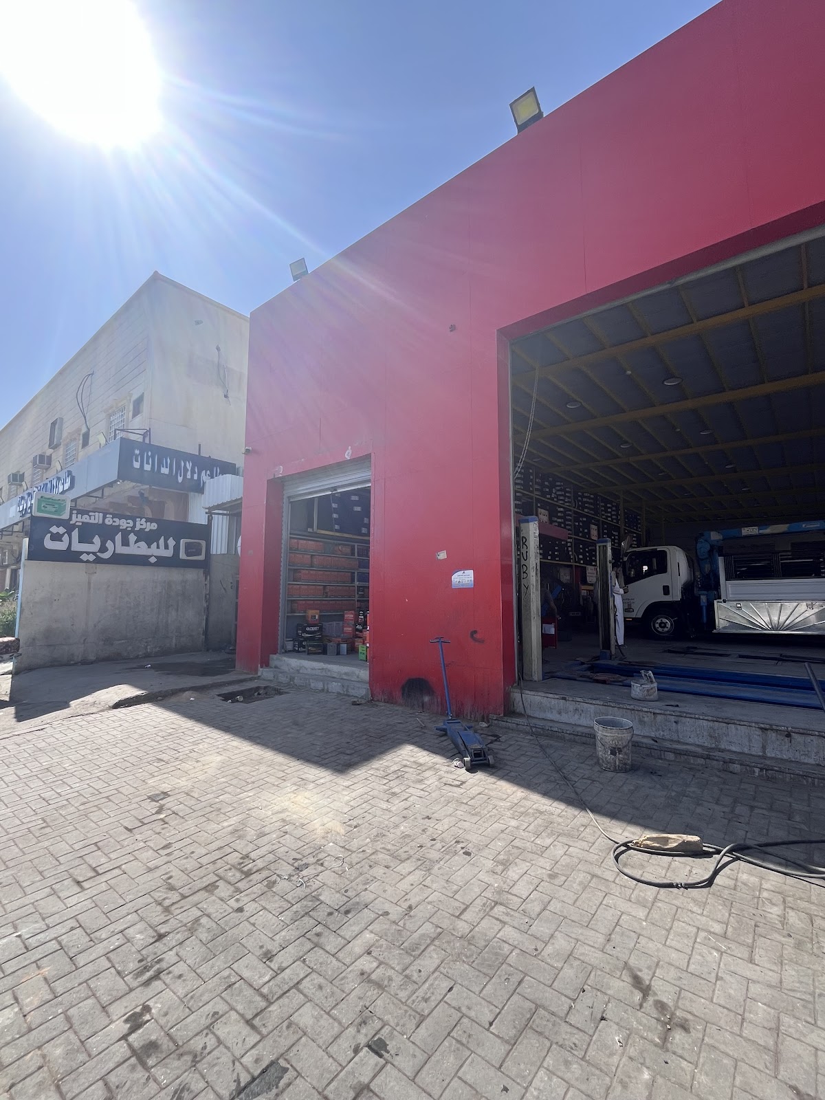 مركز جودة التميز للبطاريات - صورة 2