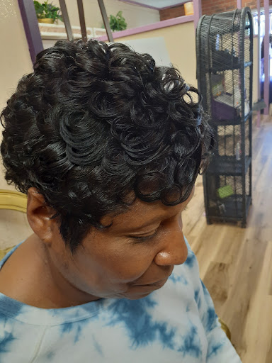 Crowns Salon & Hair Clinic - Thumbnail