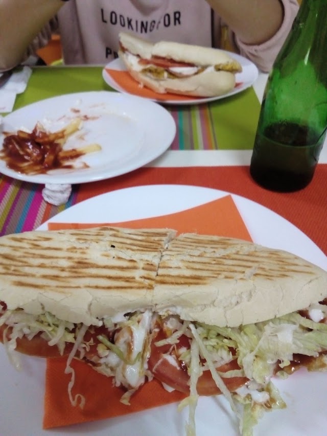 Hamburguesería Eladio Campero