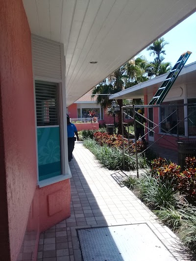 Photos of Paradise Shopping Plaza