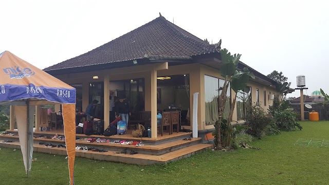 Bedugul Lake View Inn