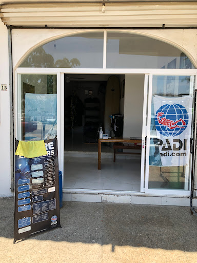 OCEANO Dive and Surf