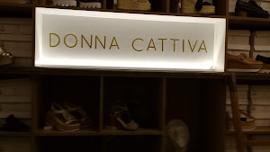 POP UP Donna Cattiva & A + I 7