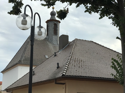Protestantische Martin-Luther-Kirche, Martin-Luther Gemeindezentrum - Thumbnail