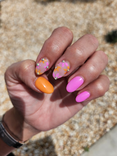 Beauti Nails - Thumbnail