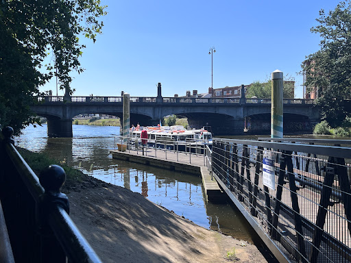 River Cruises - Visual