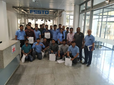 Af1qipmmovcwappwak24xb9i7w3nuapth0ev4kamo6wf=s387 K No