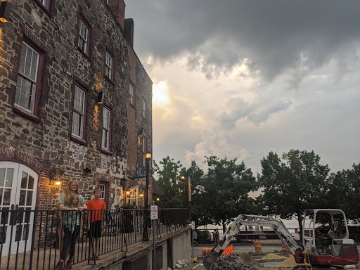 117 W River St Parking - Thumbnail