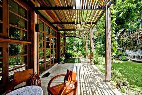 บริษัท พอ สถาปัตย์ จำกัด : POAR (Patchara + Ornnicha Architects)