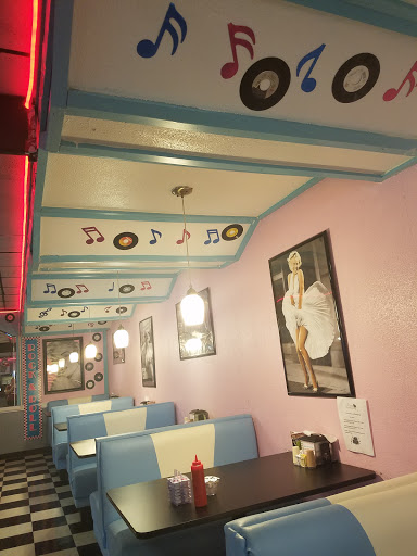 Old Time Diner - Visual