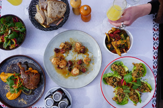 Le Rond Point by null