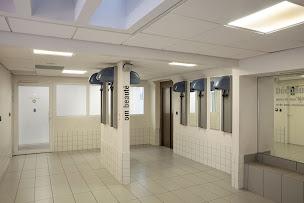 Photo n°4 de Piscine Alfred Sevestre (Forme et bien-être) à Issy-les-Moulineaux (Centre de bien-être)